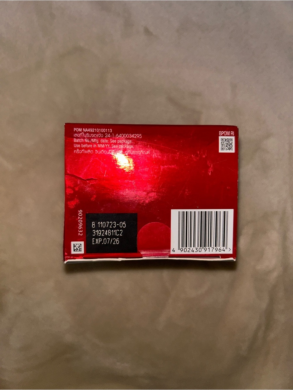 OLAY Regenerist Retinol24 Night Moisturizer (1.69 fl oz/50 ml) - Picture 5 of 11